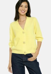 Жилет Жилет