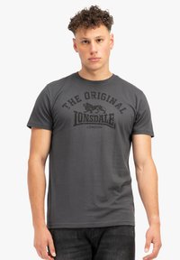 Футболка Футболка