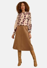 Блузка Блузка