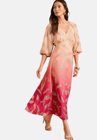 Платье макси Платье макси