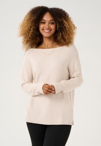 Длинный пуловер Длинный пуловер