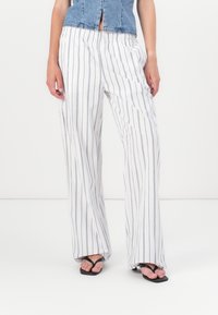 Брюки Брюки