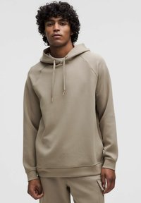 Спортивная кофта Спортивная кофта