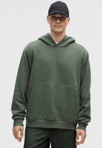 Спортивная кофта Спортивная кофта