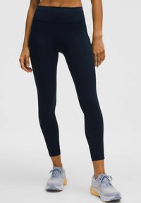 Спортивные штаны Спортивные штаны