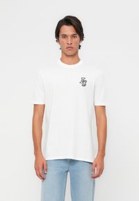 Футболка Футболка