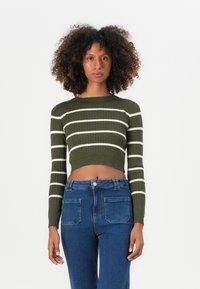 Пуловер в полоску Пуловер в полоску