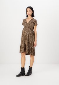 Платье Платье