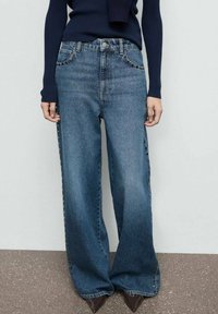 Джинсы Джинсы