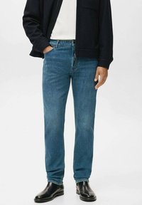 Узкие джинсы Узкие джинсы