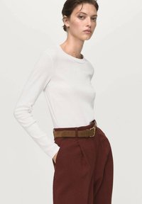 Лонгслив Лонгслив