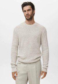 Пуловер Пуловер