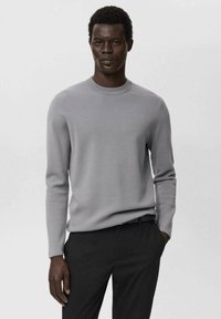 Пуловер Пуловер