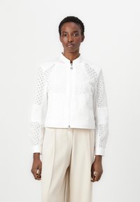 Твинсет Твинсет