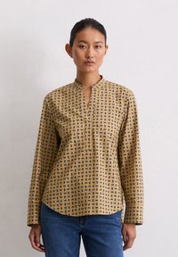 Блузка Блузка