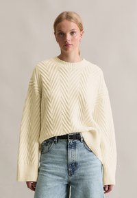 Пуловер Пуловер