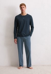 Ночная рубашка Ночная рубашка