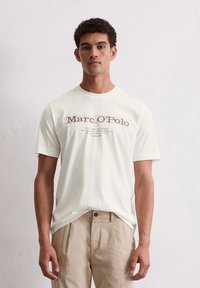 Футболка Футболка