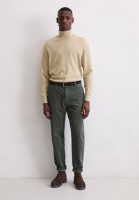 Водолазка Водолазка