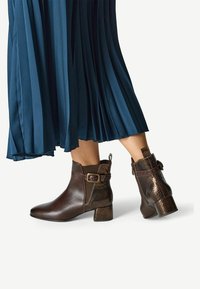 Ковбойские сапоги Ковбойские сапоги