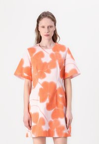 Летнее платье Летнее платье