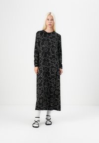 Длинное платье Длинное платье