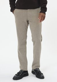 Чиносы Чиносы