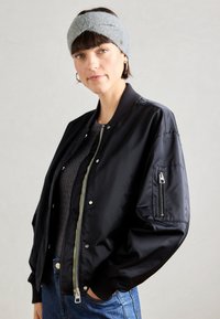 Головной убор Головной убор