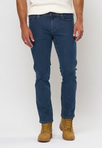 Узкие джинсы Узкие джинсы