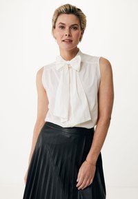 Майка-борцовка Майка-борцовка