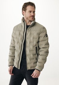 Зимняя куртка Зимняя куртка