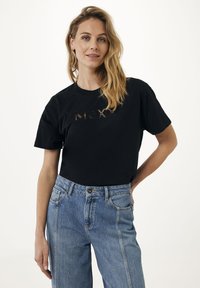 Футболка Футболка