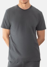 Футболка Футболка