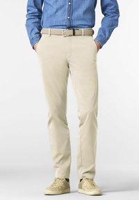 Чиносы Чиносы