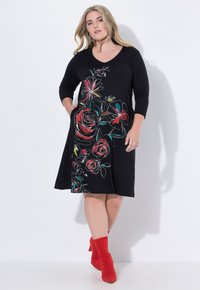 Летнее платье Летнее платье