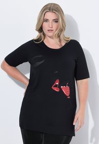 Футболка Футболка