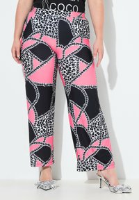 Широкие брюки Широкие брюки