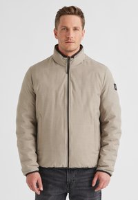 Зимняя куртка Зимняя куртка