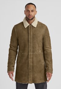 Пальто Пальто