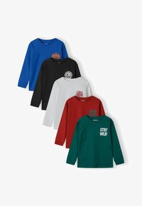 Футболка Футболка