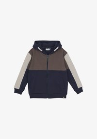 Пуловер Пуловер