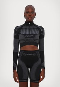 Лонгслив Лонгслив