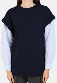 Лонгслив Лонгслив