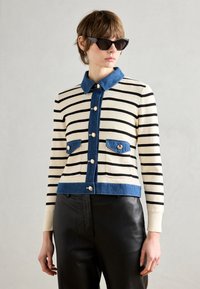 Вязаная кофта Вязаная кофта