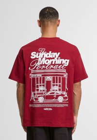 Футболка Футболка