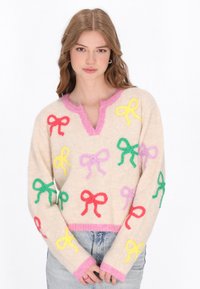 Пуловер с вырезом V Пуловер с вырезом V