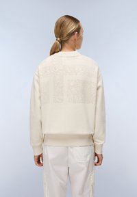 Толстовка Толстовка