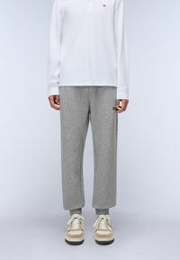 Спортивные штаны Спортивные штаны