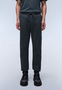 Спортивные штаны Спортивные штаны