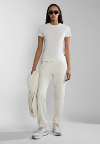 Футболка Футболка